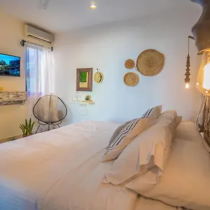 https://the-bric-hotel.tulum-hotels.net